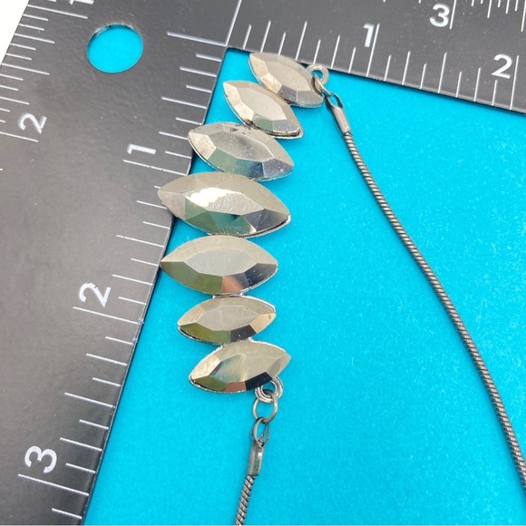 Statement Necklace on Gunmetal Chain - Picture 3 of 6